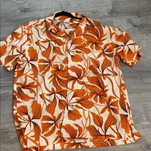 FN: Casual Orange/Wht buttoned down